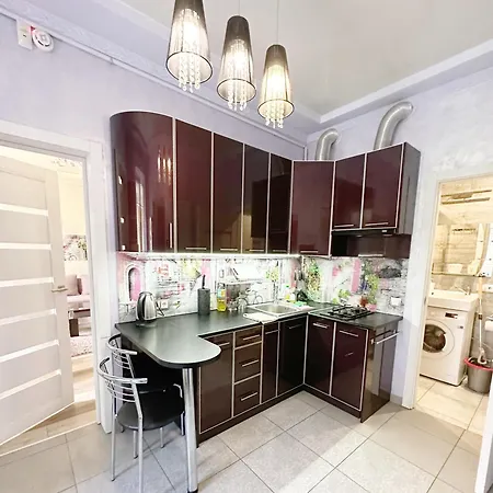 דירה Plosha Rynok *